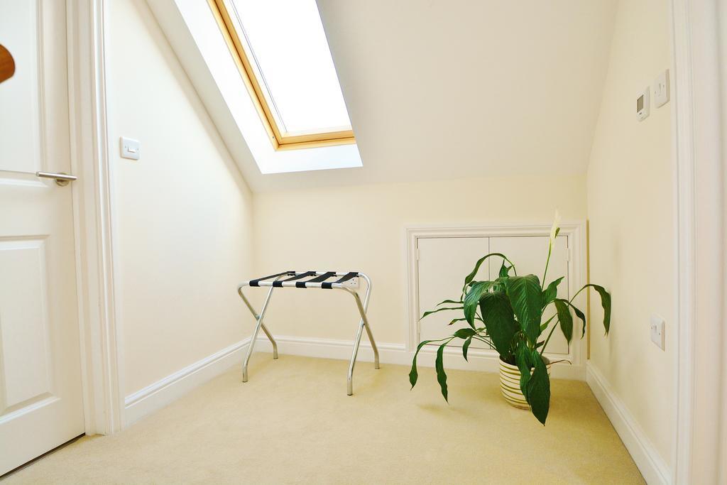 Coombe Cottage Sutton Green Екстер'єр фото